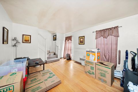 Tiny photo for 429 Geneva Avenue, Bellwood, IL 60104 (MLS # 12486311)