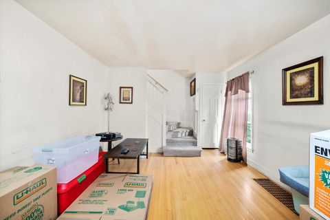 Tiny photo for 429 Geneva Avenue, Bellwood, IL 60104 (MLS # 12486311)