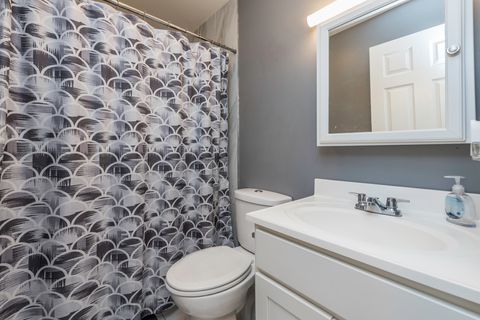 Tiny photo for 19451 W Hoag Court, Mundelein, IL 60060 (MLS # 12432924)