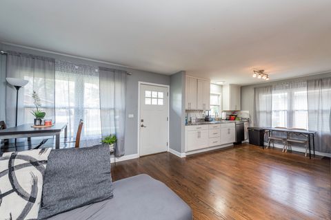 Tiny photo for 19451 W Hoag Court, Mundelein, IL 60060 (MLS # 12432924)