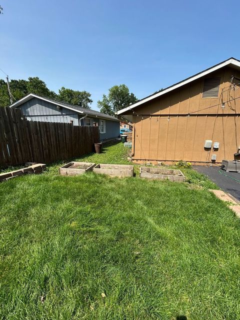 Tiny photo for 19451 W Hoag Court, Mundelein, IL 60060 (MLS # 12432924)