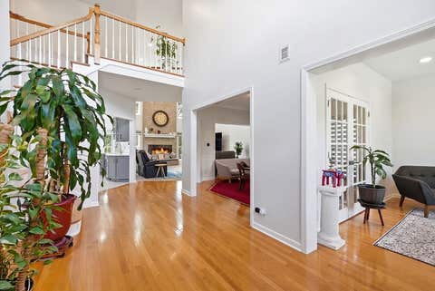 Tiny photo for 22W133 GLENRISE Court, Glen Ellyn, IL 60137 (MLS # 12664331)