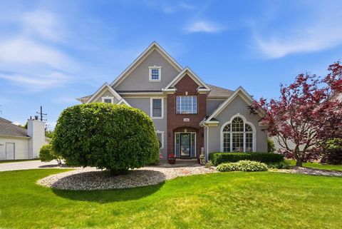 Photo of 22W133 GLENRISE Court, Glen Ellyn, IL 60137 (MLS # 12664331)