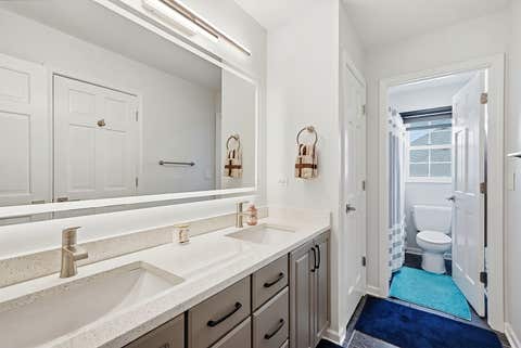 Tiny photo for 22W133 GLENRISE Court, Glen Ellyn, IL 60137 (MLS # 12664331)