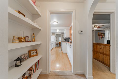 Tiny photo for 1 Keokuk Street, Lincoln, IL 62656 (MLS # 12478543)