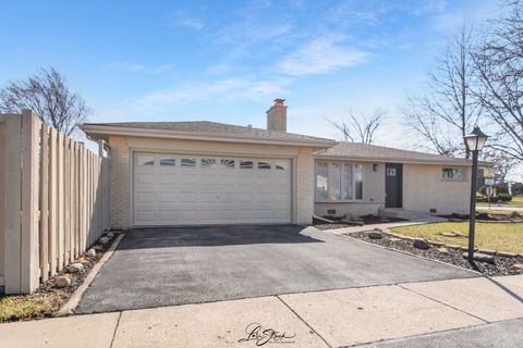 Tiny photo for 8101 S Oketo Avenue, Bridgeview, IL 60455 (MLS # 12528213)