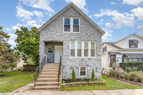 Photo of 12413 S Carpenter Street, Calumet Park, IL 60827 (MLS # 12716925)