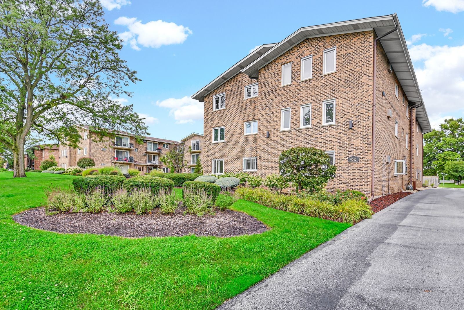 9040 W 140th Street 2B