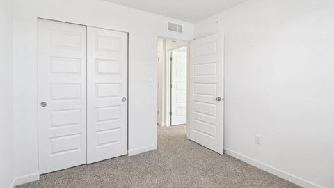 Tiny photo for 2044 Yellowstone Boulevard, Mundelein, IL 60060 (MLS # 12762756)
