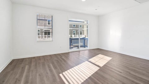 Tiny photo for 2044 Yellowstone Boulevard, Mundelein, IL 60060 (MLS # 12762756)