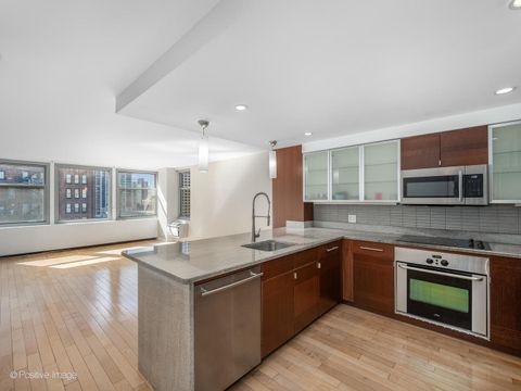 Tiny photo for 30 E ELM Street #14E, Chicago, IL 60611 (MLS # 12505434)