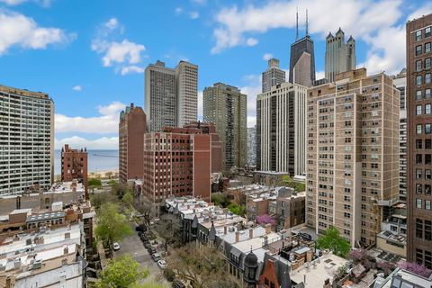 Tiny photo for 30 E ELM Street #14E, Chicago, IL 60611 (MLS # 12505434)