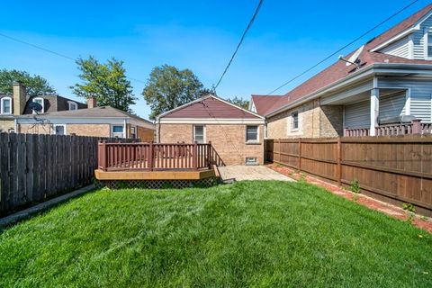 Tiny photo for 6011 N Monitor Avenue, Chicago, IL 60646 (MLS # 12533466)