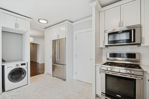 Tiny photo for 1640 E 50th Street #13B, Chicago, IL 60615 (MLS # 12499364)
