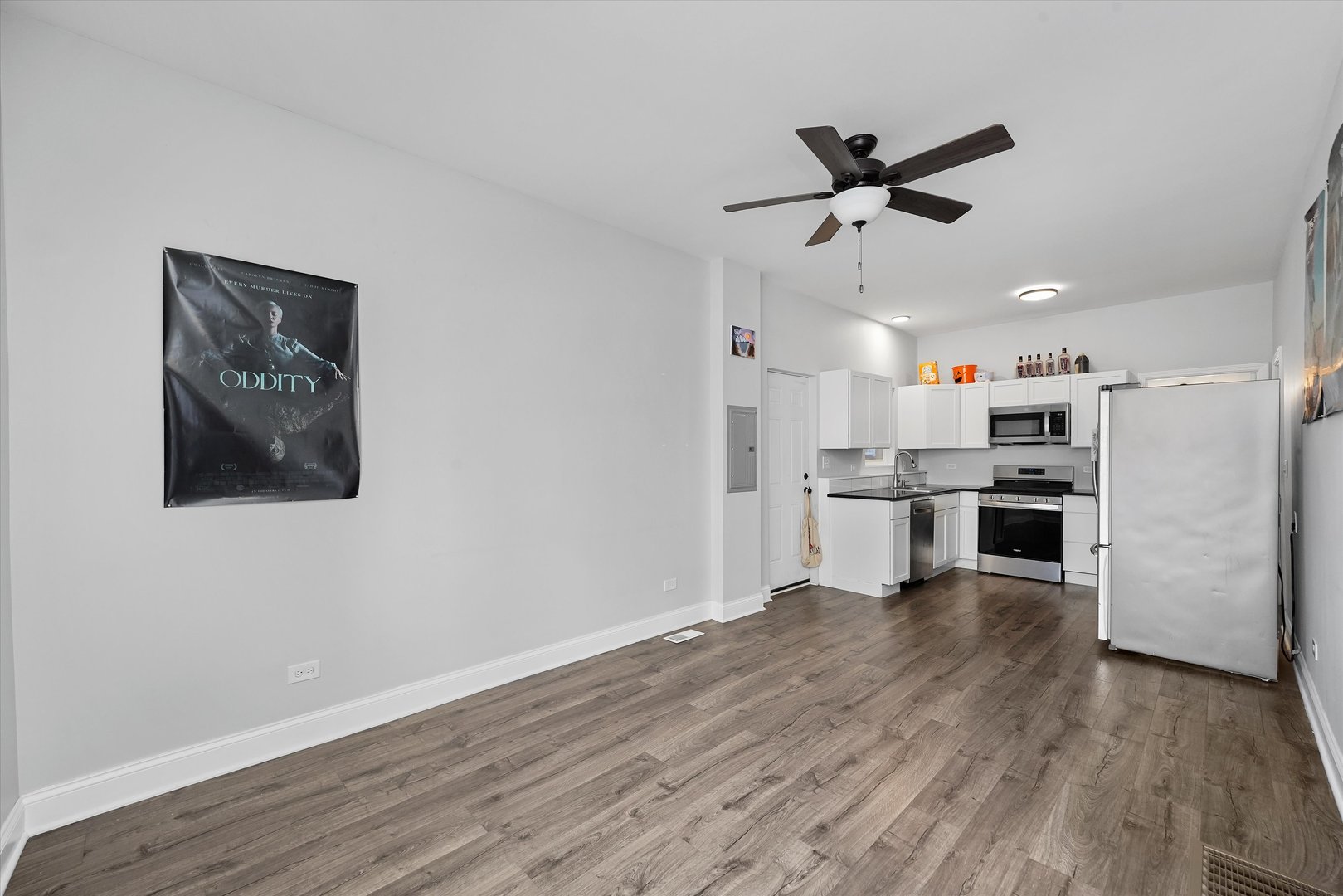 1627 W 17th Street 1F