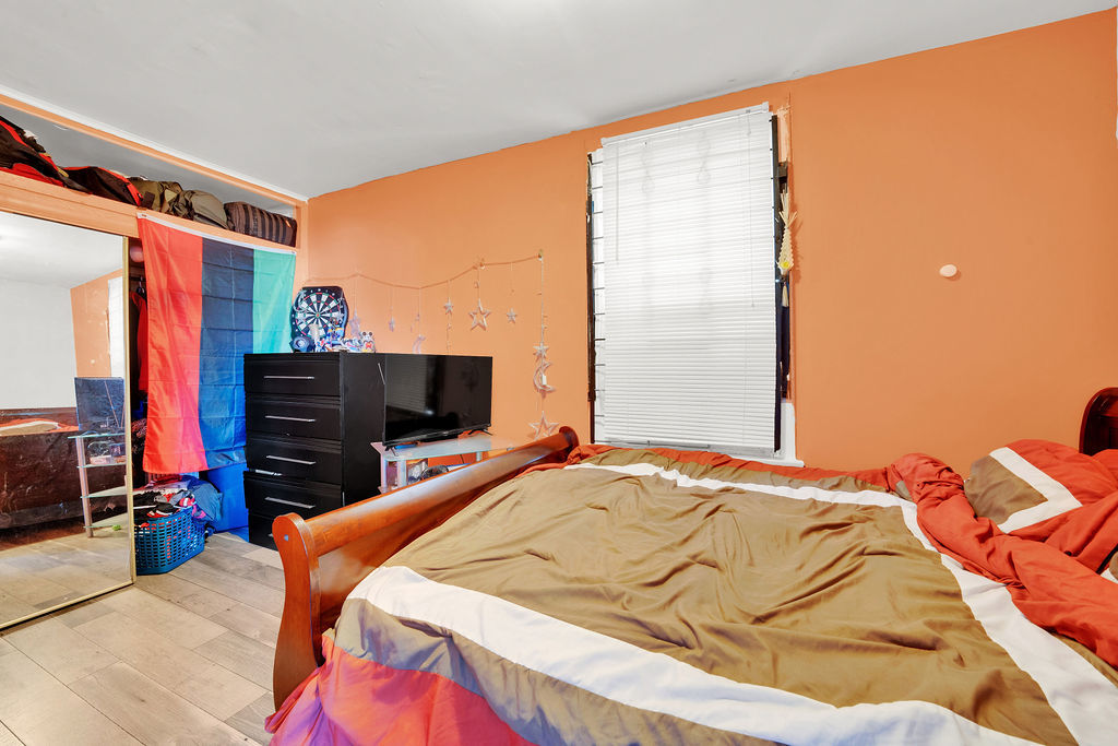 850 N Kildare Avenue