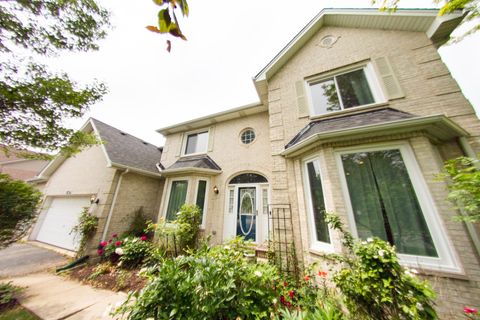 1034 Idaho Street Carol Stream IL 60188