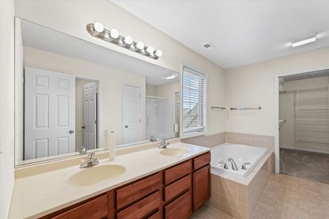 Tiny photo for 3910 Trailway Drive, Champaign, IL 61822 (MLS # 12539000)