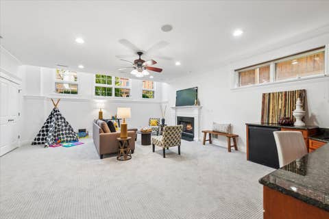 Tiny photo for 3625 N Lakewood Avenue #1N, Chicago, IL 60613 (MLS # 12609351)