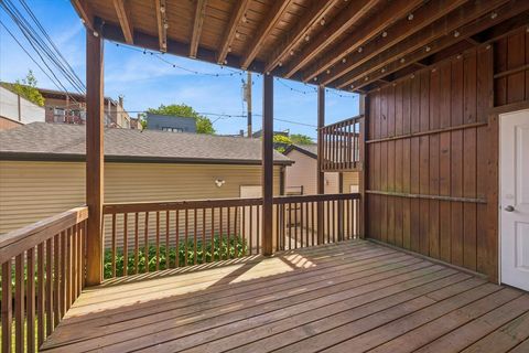 Tiny photo for 3625 N Lakewood Avenue #1N, Chicago, IL 60613 (MLS # 12609351)