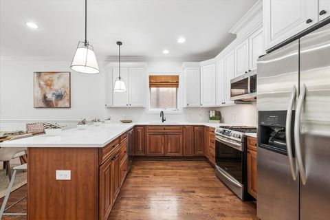 Tiny photo for 3625 N Lakewood Avenue #1N, Chicago, IL 60613 (MLS # 12609351)