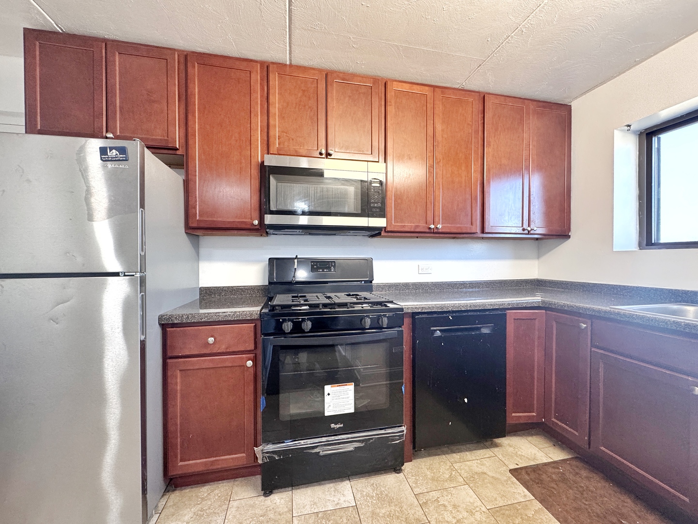 735 N Swift Road 102