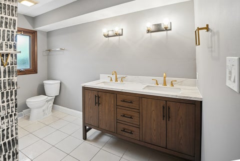 Tiny photo for 568 N Plamondon Drive, Addison, IL 60101 (MLS # 12751088)