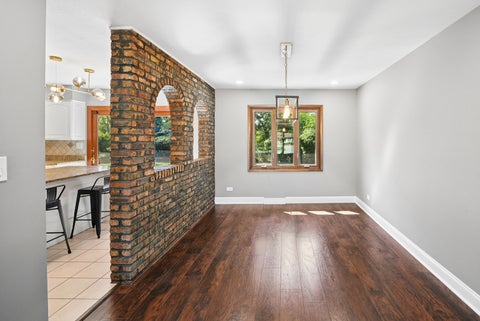Tiny photo for 568 N Plamondon Drive, Addison, IL 60101 (MLS # 12751088)