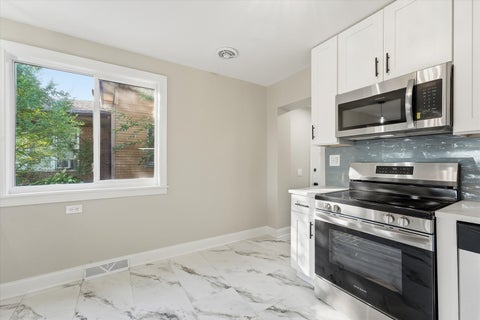 Tiny photo for 236 N Forest Avenue, Hillside, IL 60162 (MLS # 12791018)