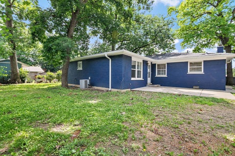 Tiny photo for 7340 W 111th Street, Worth, IL 60482 (MLS # 12743695)