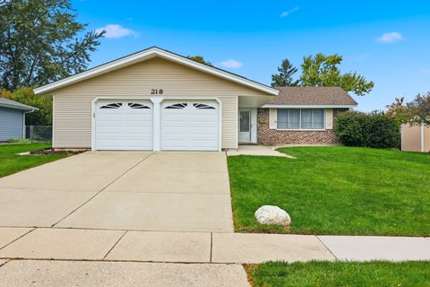 Tiny photo for 218 Desmond Drive, Schaumburg, IL 60193 (MLS # 12787249)