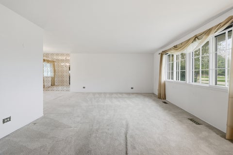 Tiny photo for 218 Desmond Drive, Schaumburg, IL 60193 (MLS # 12787249)