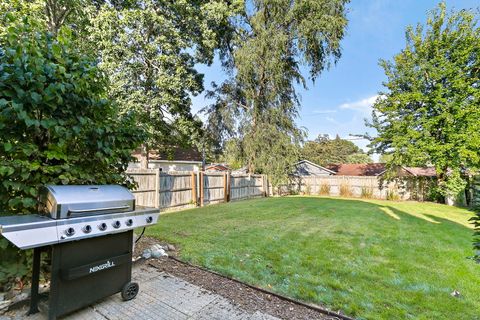 Tiny photo for 26205 N Acorn Lane, Mundelein, IL 60060 (MLS # 12461955)