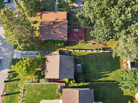 Tiny photo for 26205 N Acorn Lane, Mundelein, IL 60060 (MLS # 12461955)