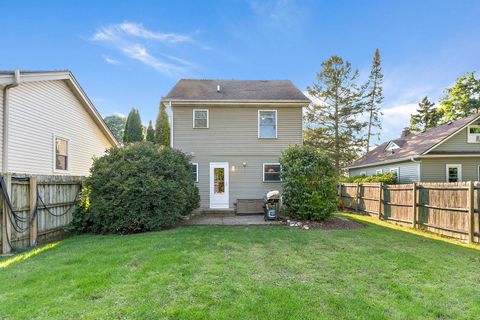 Tiny photo for 26205 N Acorn Lane, Mundelein, IL 60060 (MLS # 12461955)