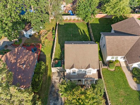 Tiny photo for 26205 N Acorn Lane, Mundelein, IL 60060 (MLS # 12461955)