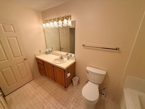 Tiny photo for 1104 Kimberly Road #602, Bettendorf, IA 52722 (MLS # 12635802)