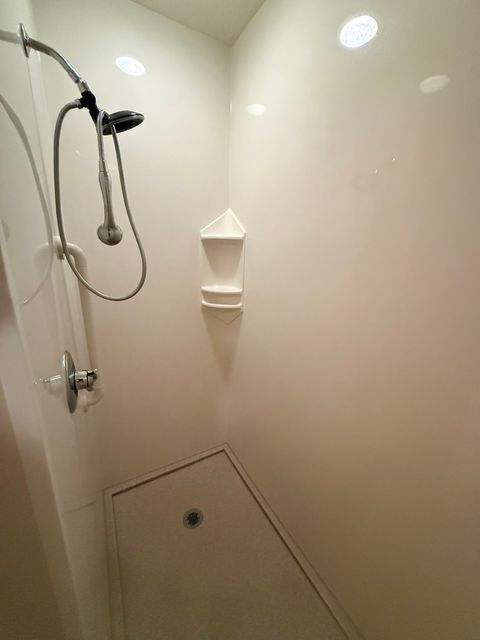 Tiny photo for 1104 Kimberly Road #602, Bettendorf, IA 52722 (MLS # 12635802)