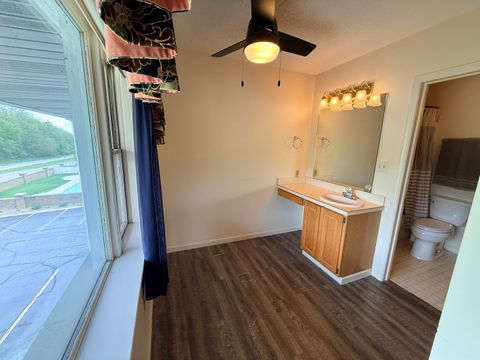 Tiny photo for 1104 Kimberly Road #602, Bettendorf, IA 52722 (MLS # 12635802)