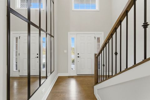 Tiny photo for 18145 94th Avenue, Tinley Park, IL 60487 (MLS # 12577911)