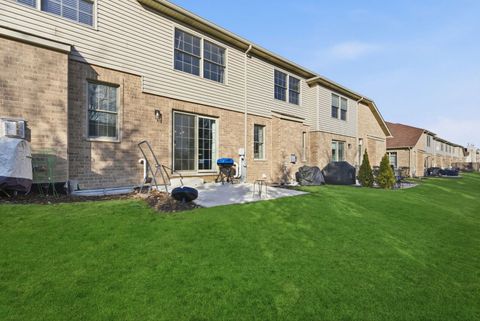 Tiny photo for 18145 94th Avenue, Tinley Park, IL 60487 (MLS # 12577911)
