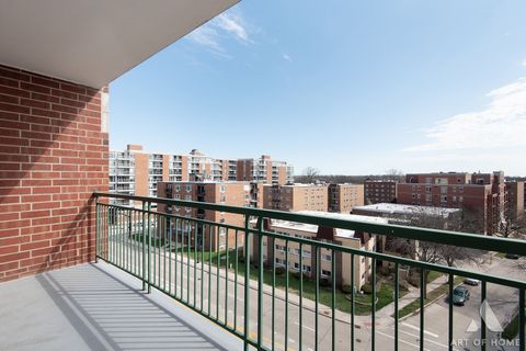 Tiny photo for 650 S River Road #701, Des Plaines, IL 60016 (MLS # 12615425)