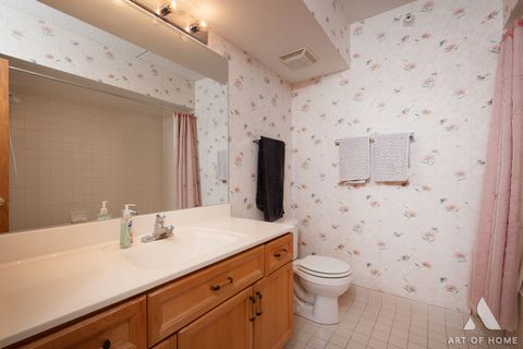 Tiny photo for 650 S River Road #701, Des Plaines, IL 60016 (MLS # 12615425)