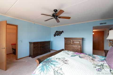 Tiny photo for 650 S River Road #701, Des Plaines, IL 60016 (MLS # 12615425)