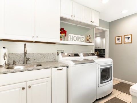 Tiny photo for 1912 Whispering Oaks Lane, Sugar Grove, IL 60554 (MLS # 12687967)