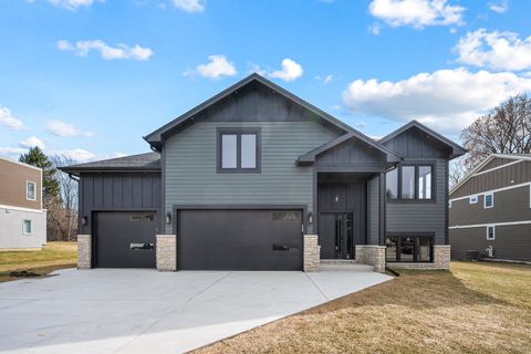 150 Timber Court Wood Dale IL 60191