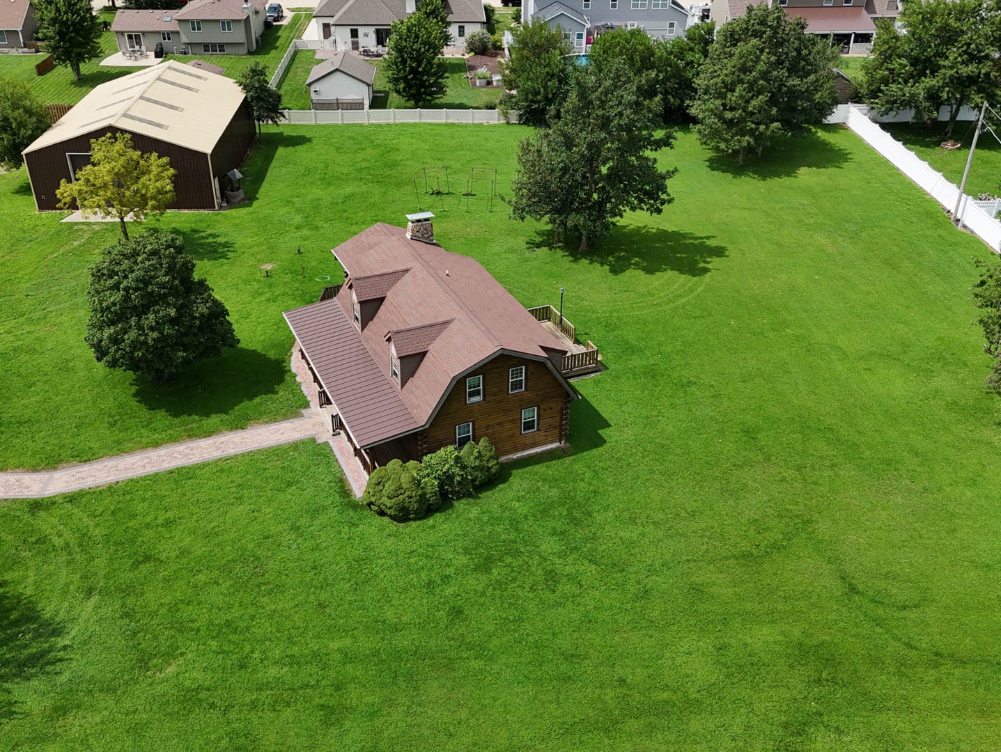 6487 W Walnut Street