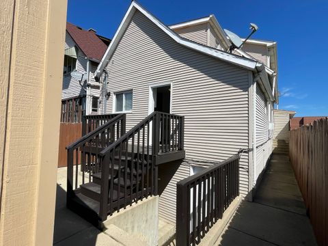 Tiny photo for 714 Broadway Avenue #REAR, Melrose Park, IL 60160 (MLS # 12606509)