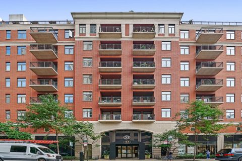 Photo of 33 W Huron Street #413, Chicago, IL 60654 (MLS # 12639510)