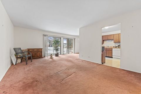 Tiny photo for 328 Woodbury Court #B1, Schaumburg, IL 60193 (MLS # 12538539)